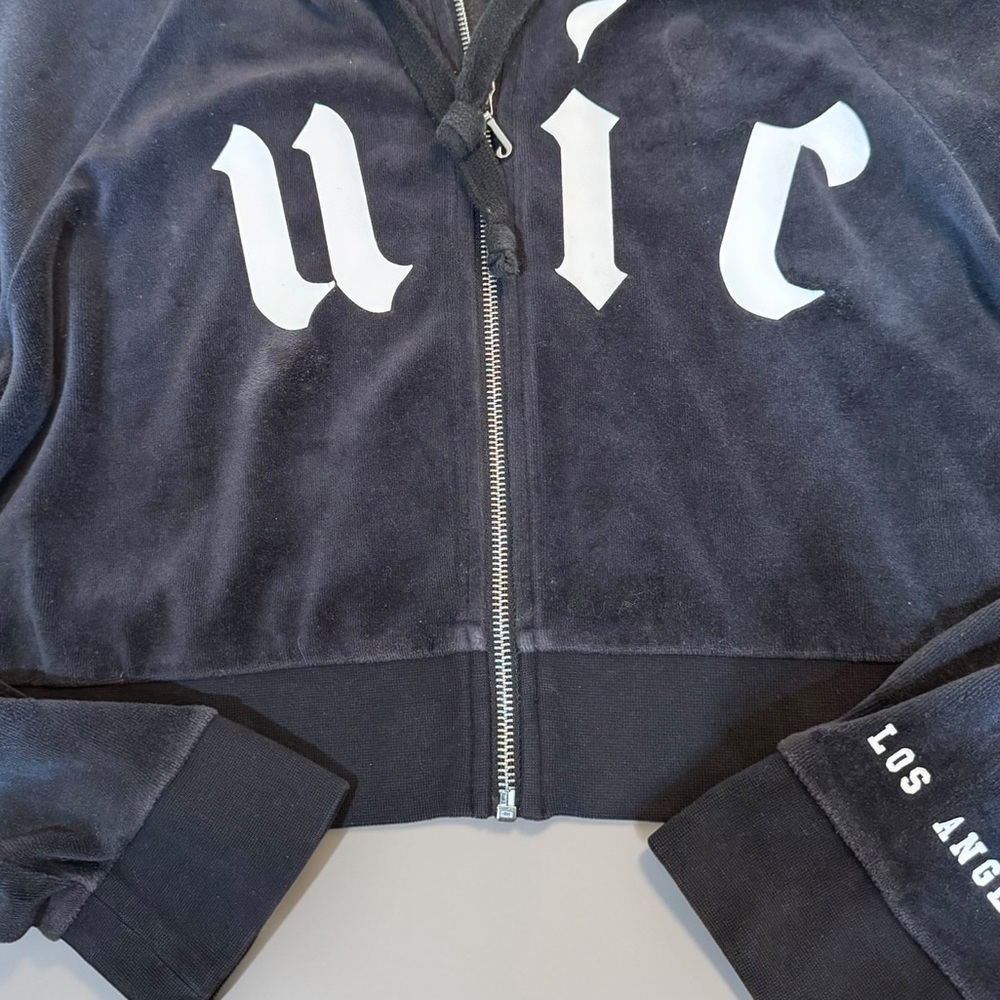 Juicy Couture x Urban Outfitters Black Velour Cropped Hoodie Gothic Print Zip Up - Picture 11 of 14